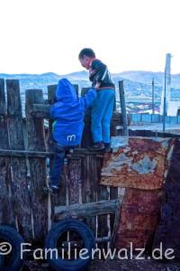 Was ist eigentlich Zuhause? Sieben elementare Zutaten - Bei Begzsuren in Ulan-Bator, Mongolei